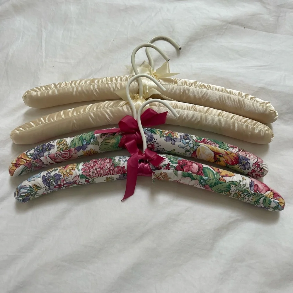 Satin Padded Hangers set of 4
